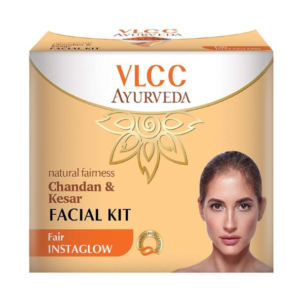 VLCC Ayurveda Chandan and Kesar Facial Kit